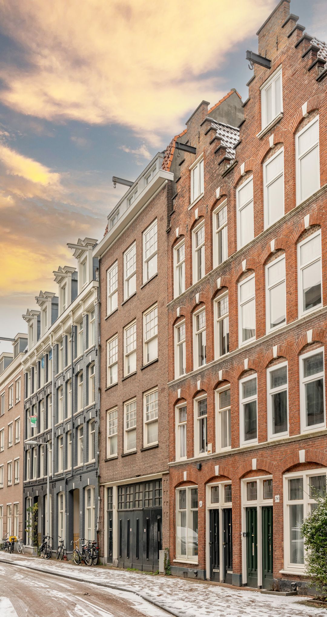Photo 1 of Fokke Simonszstraat 76-A
