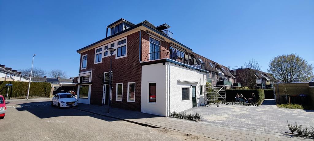 Photo 2 of P.J. Troelstrastraat 1-02