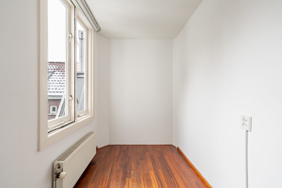 Photo 47 of Fokke Simonszstraat 76-A