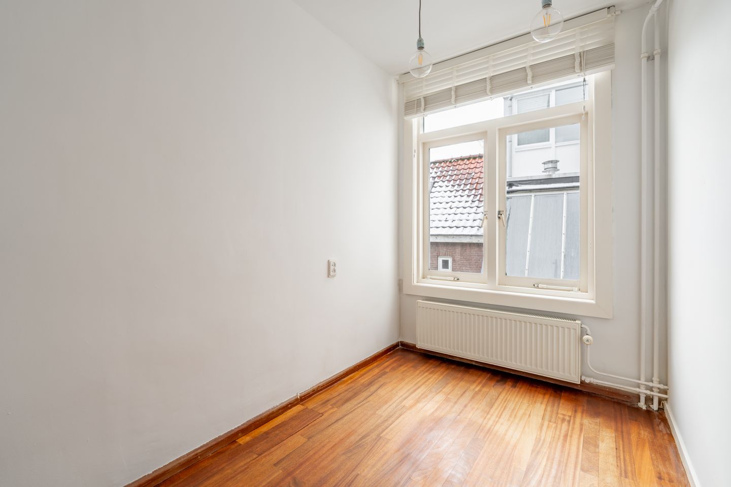 Photo 49 of Fokke Simonszstraat 76-A