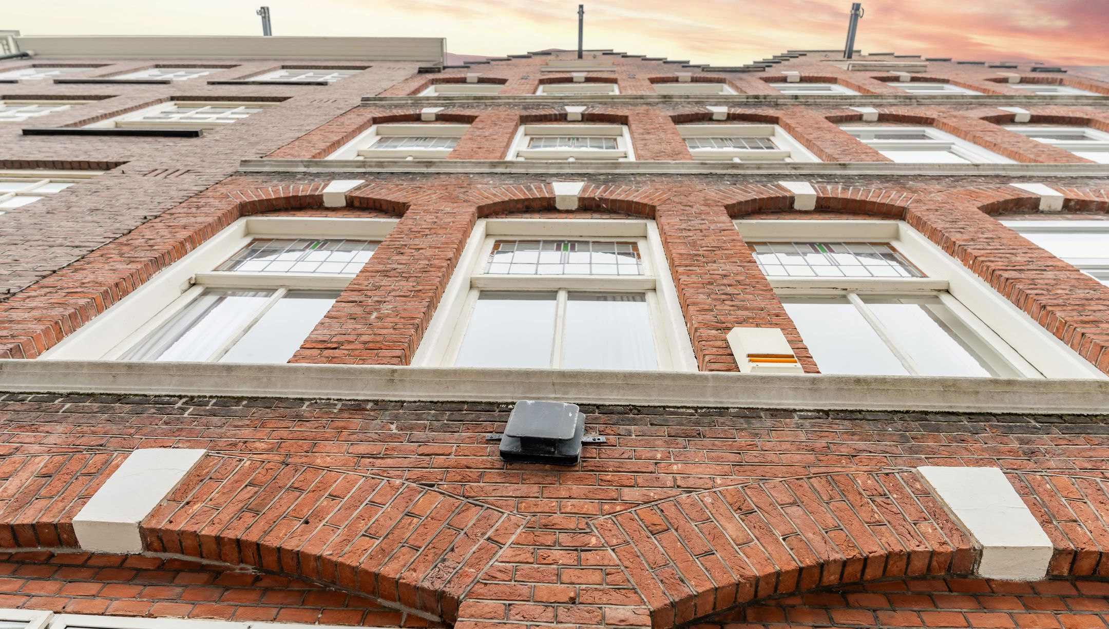 Photo 63 of Fokke Simonszstraat 76-A