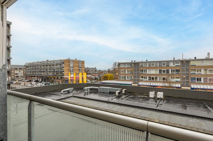 Photo 18 of Europaplein 90