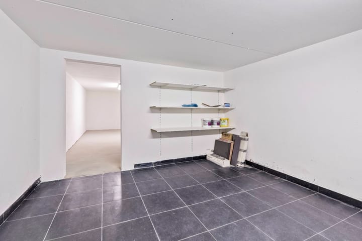 Photo 10 of Kaldenkerkerweg 32