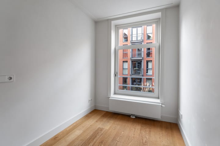 Foto 16 van Jacob van Lennepstraat 19-1