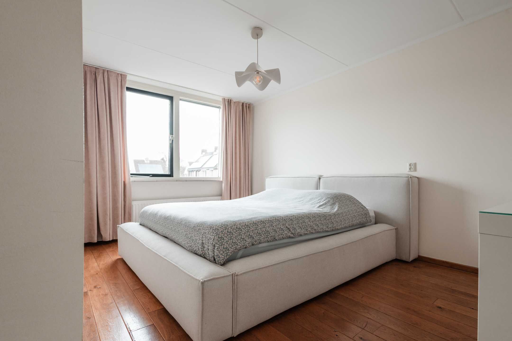 Foto 18 van Reggestraat 16