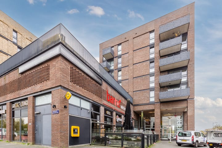 Photo 40 of Midscheeps 37