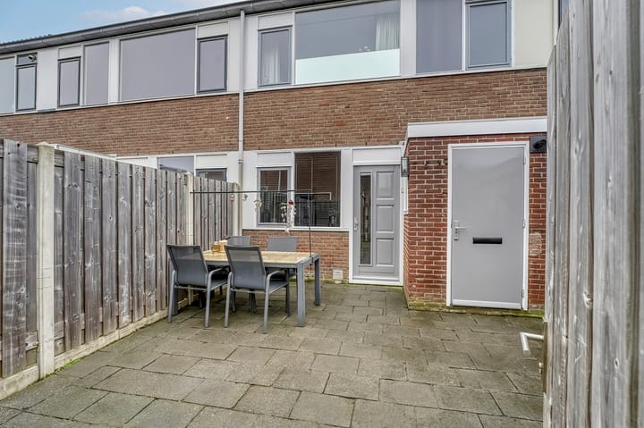 Photo 5 of Boshuysenstraat 26