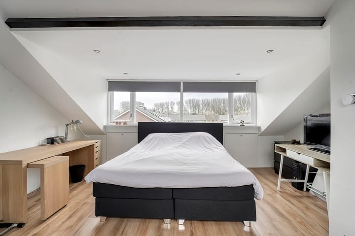 Photo 32 of Boshuysenstraat 26