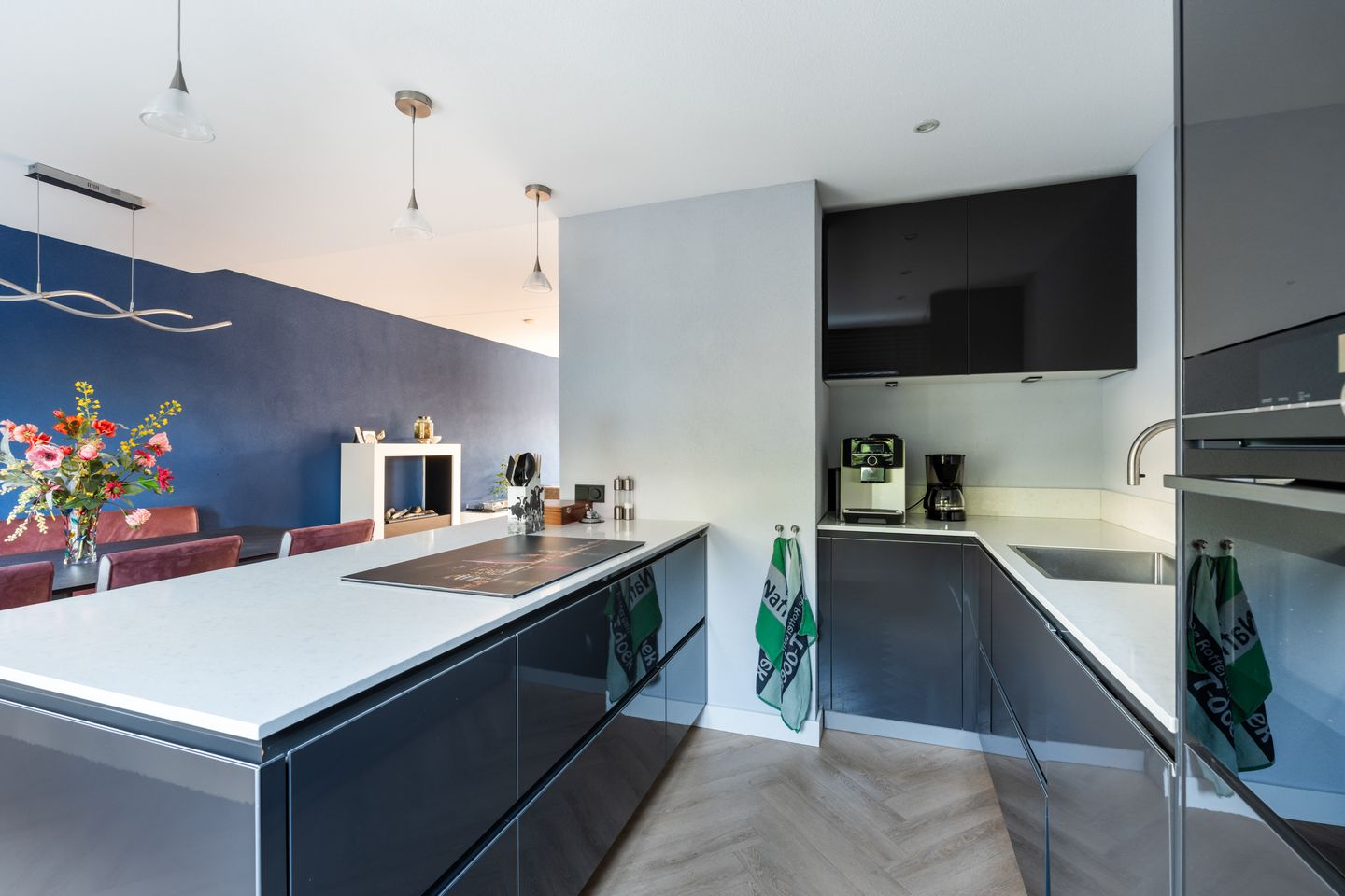 Foto 34 van Hoofdweg 164-C