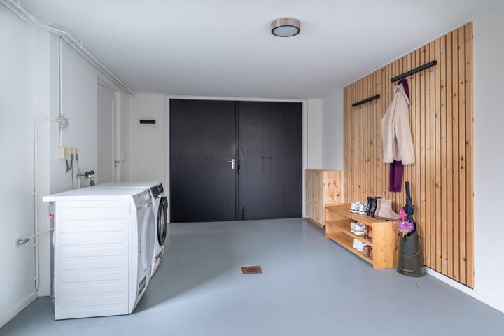 Foto 21 van I. Jousmastraat 4