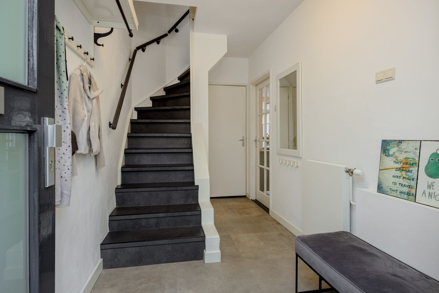 Photo 4 of Isabellastraat 7