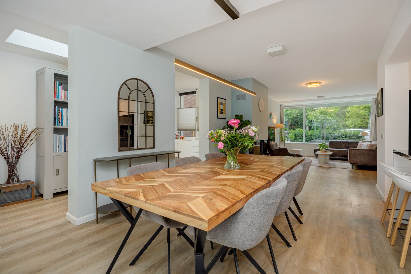 Photo 10 of Isabellastraat 7