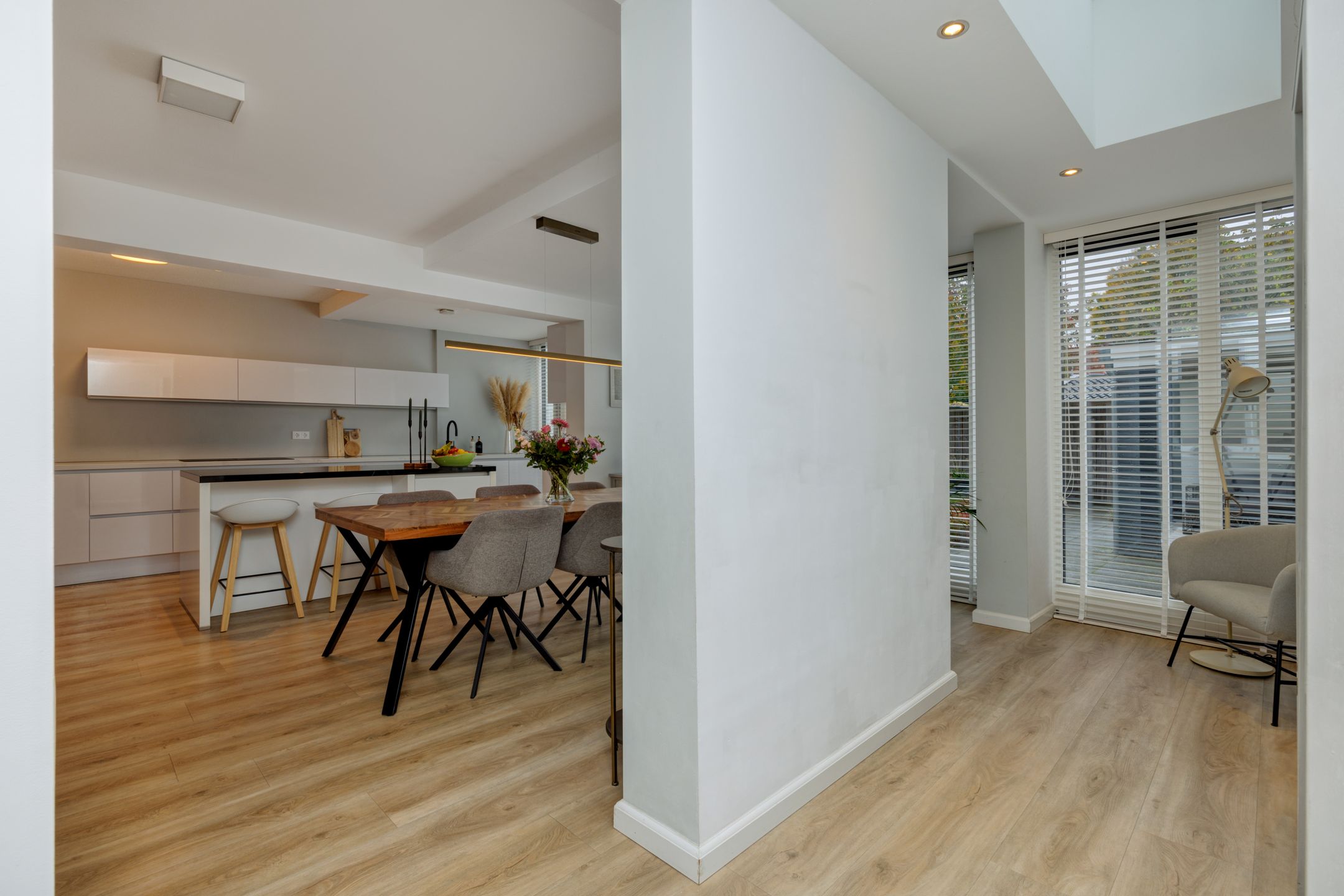 Photo 12 of Isabellastraat 7