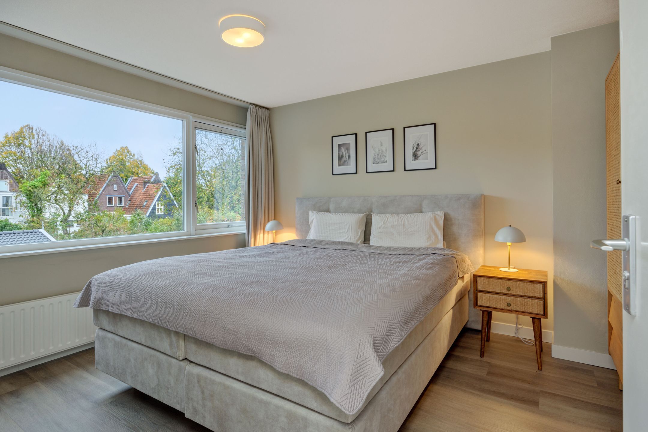 Photo 21 of Isabellastraat 7