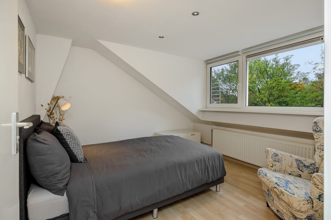 Photo 31 of Isabellastraat 7