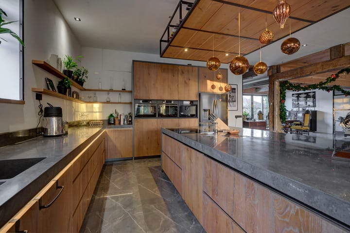 Foto 10 van Middenweg 45