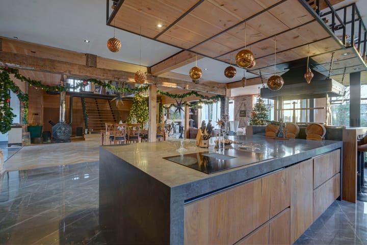 Foto 13 van Middenweg 45