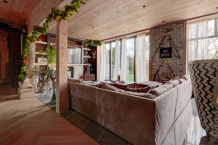 Foto 19 van Middenweg 45