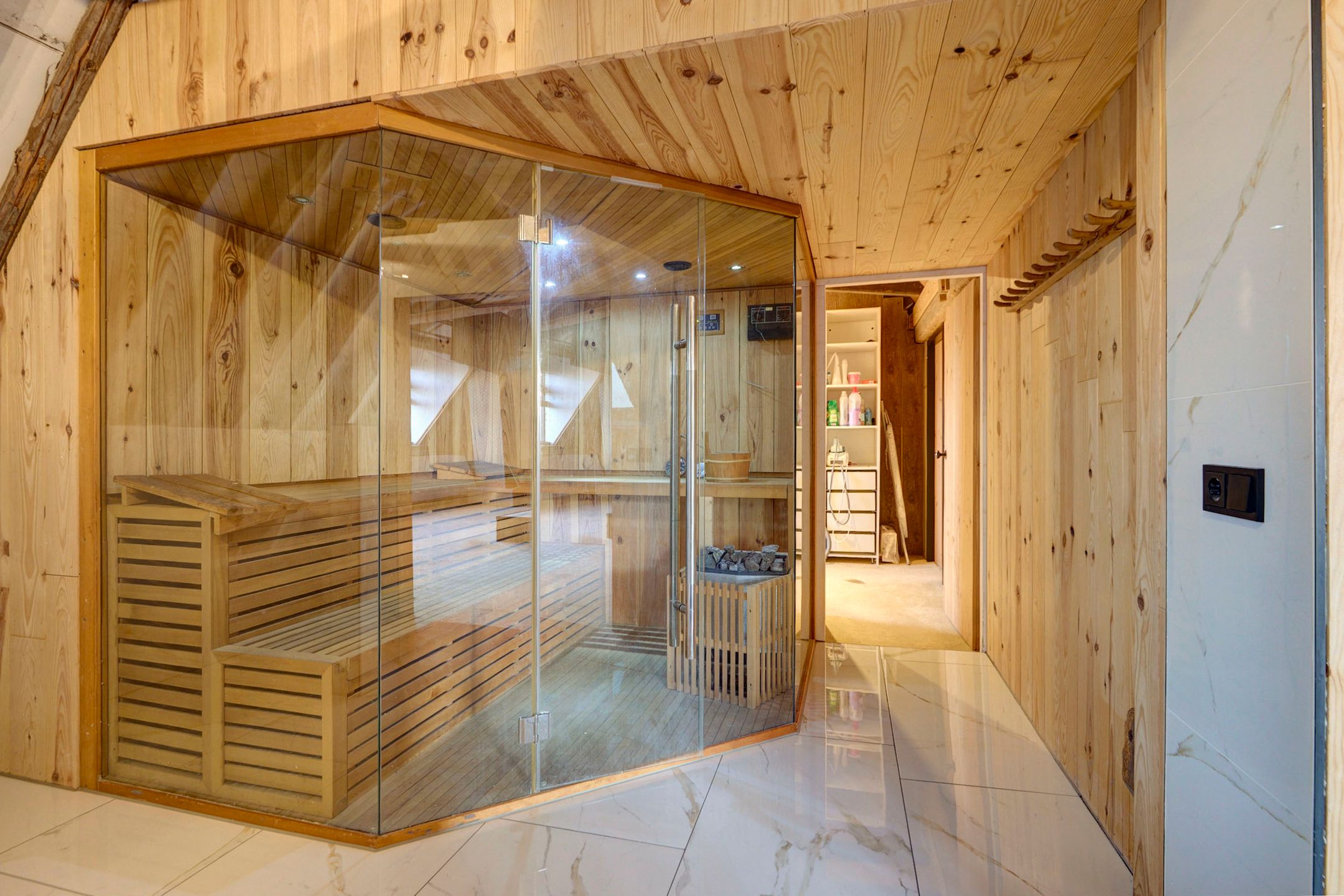 Photo 33 of Middenweg 45