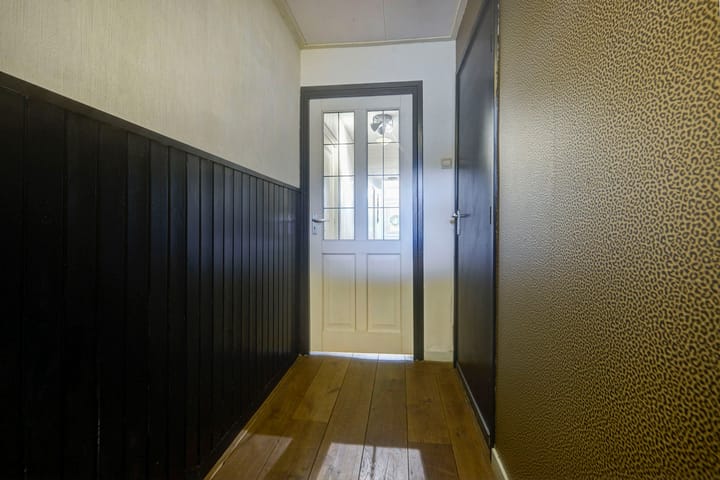 Foto 54 van Middenweg 45