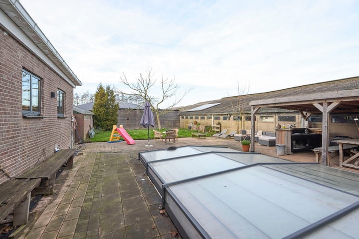 Foto 83 van Middenweg 45