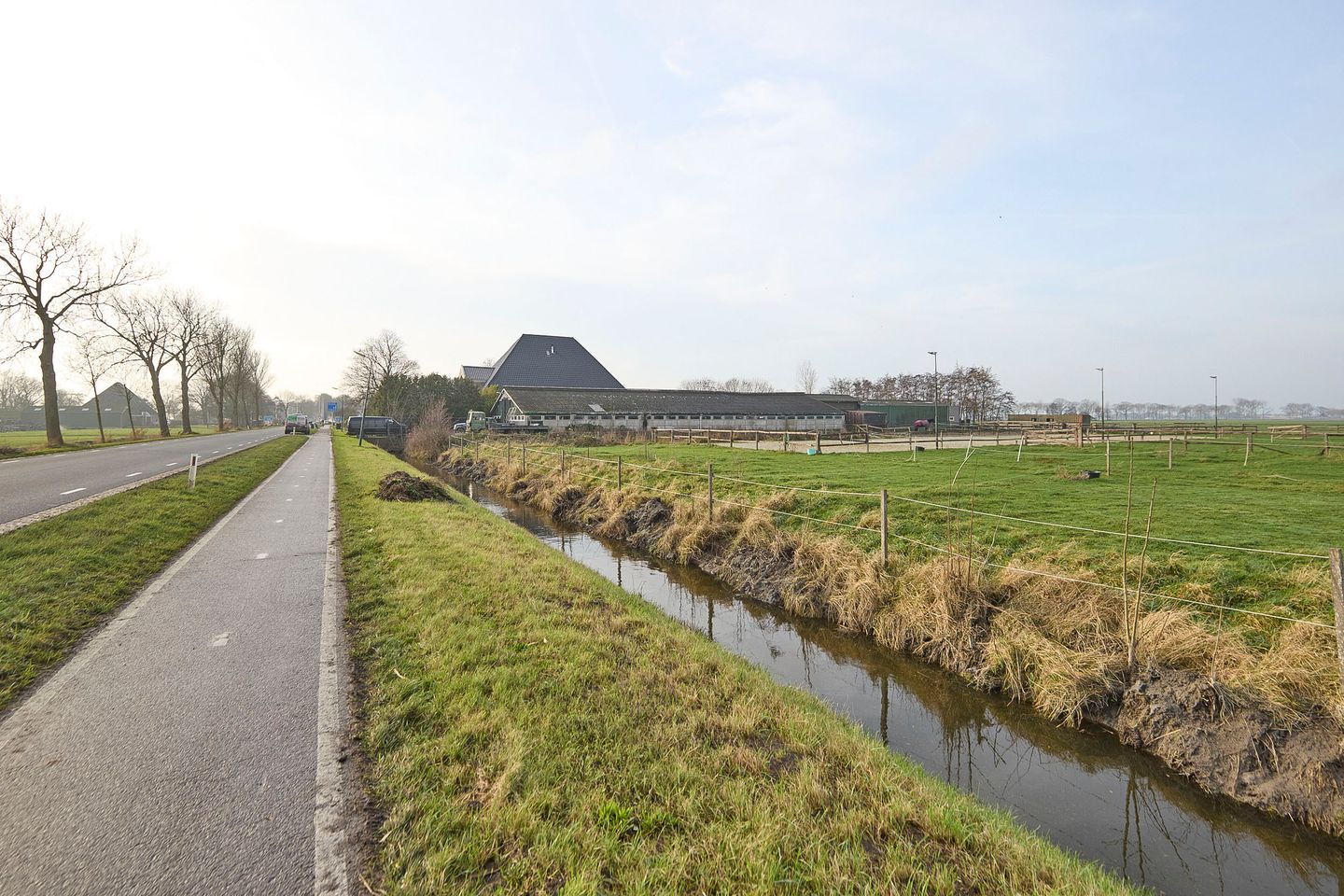 Photo 109 of Middenweg 45