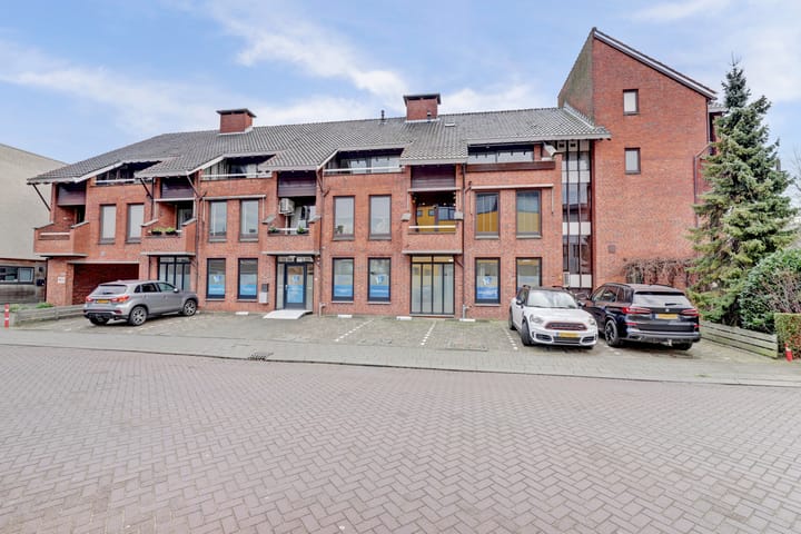 Foto 30 van Graaf Florisweg 71-13