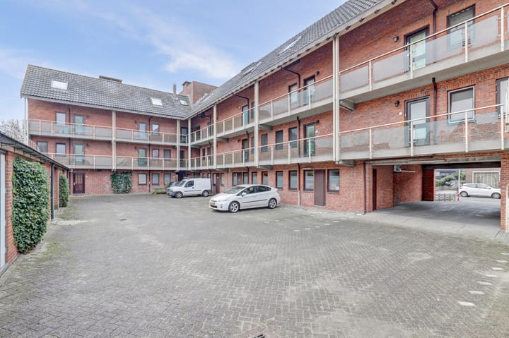 Foto 31 van Graaf Florisweg 71-13