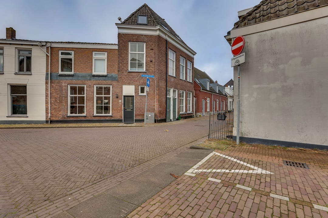 Foto 11 van Molenstraat 12