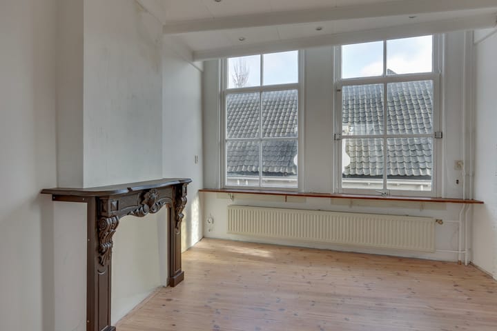 Foto 31 van Molenstraat 12