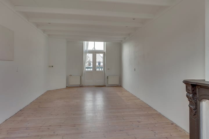 Foto 32 van Molenstraat 12