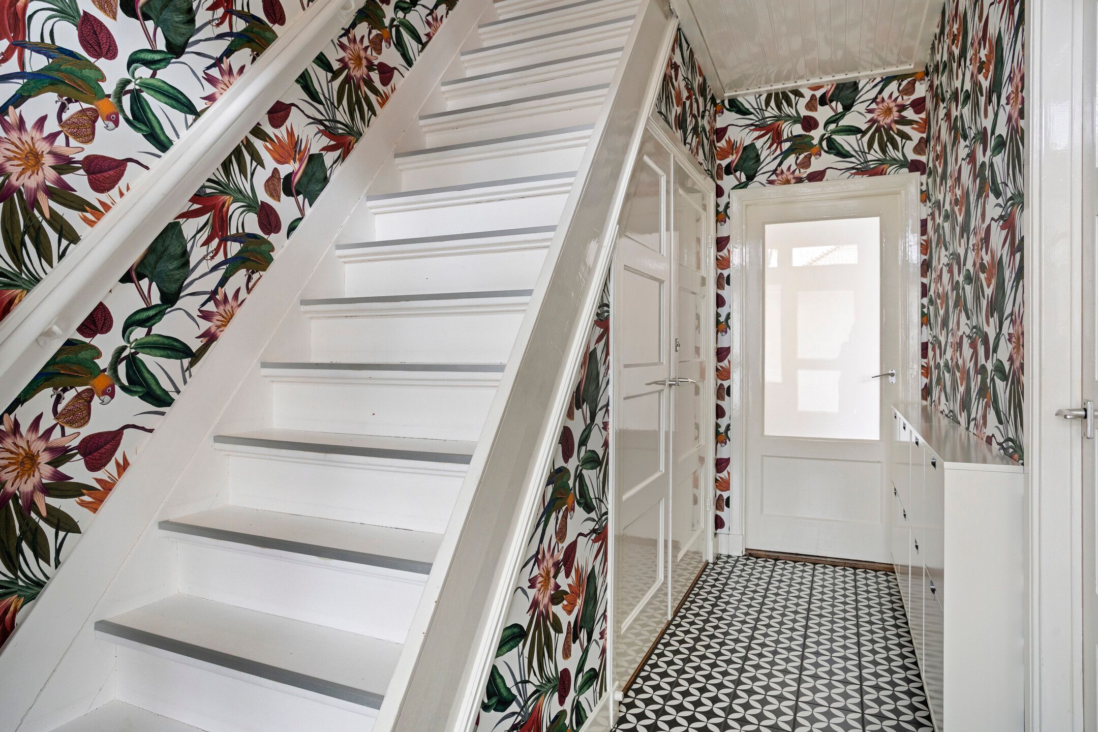 Photo 3 of Nieuweweg 24-B