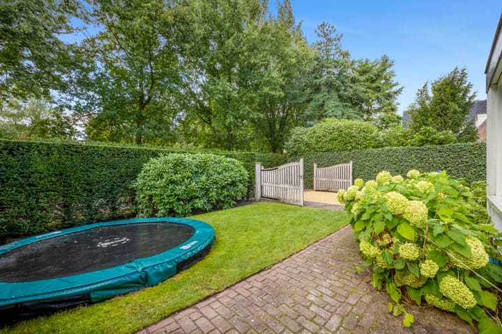 Photo 7 of Wally Moesweg 12