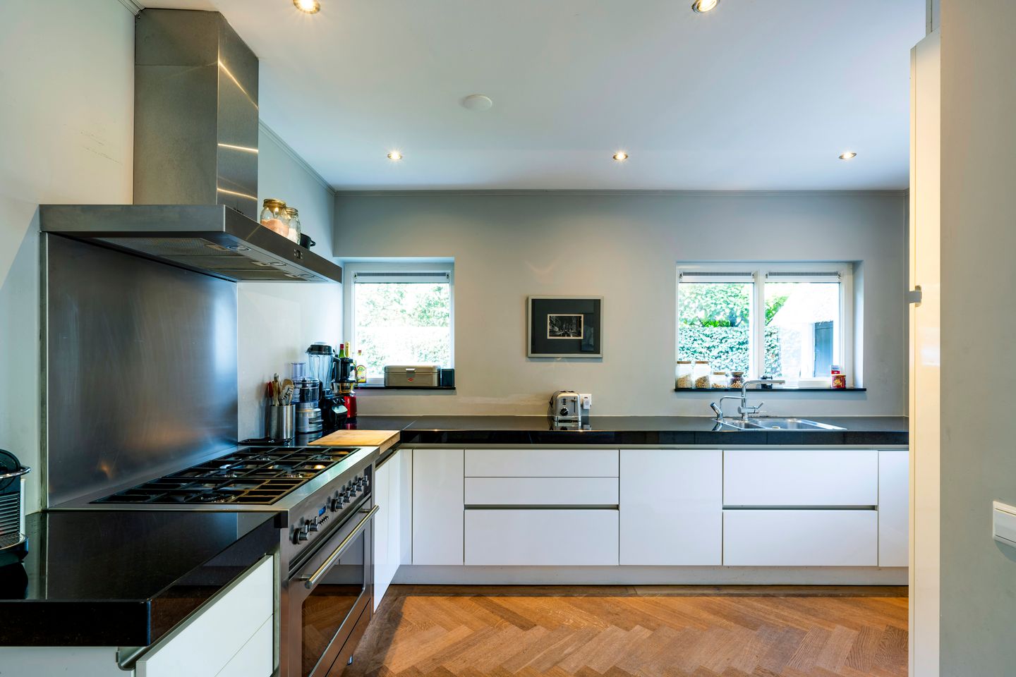 Photo 14 of Wally Moesweg 12