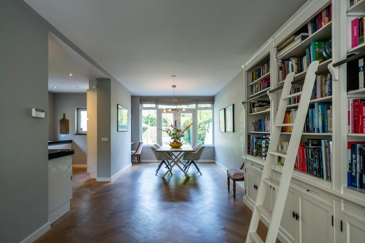 Photo 18 of Wally Moesweg 12