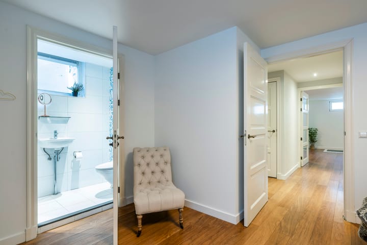 Photo 37 of Wally Moesweg 12