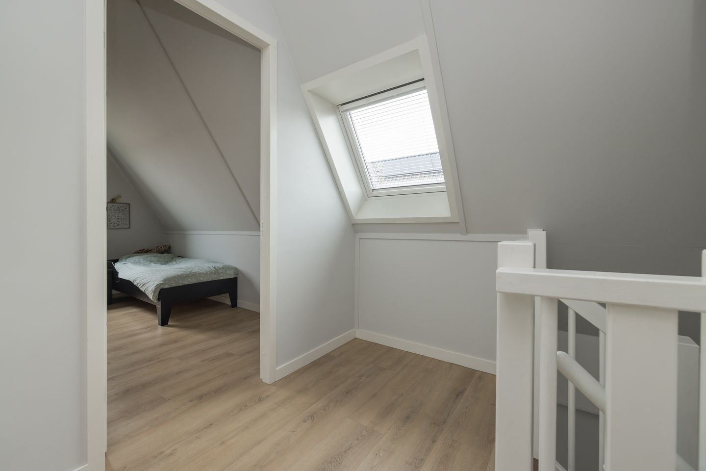 Photo 50 of Meeroever 28