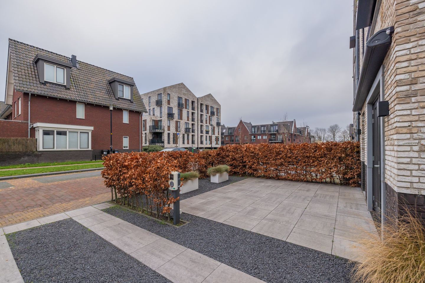 Photo 70 of Meeroever 28