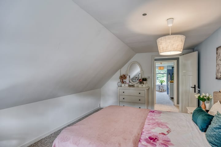 Foto 44 van Hoevenweg 20