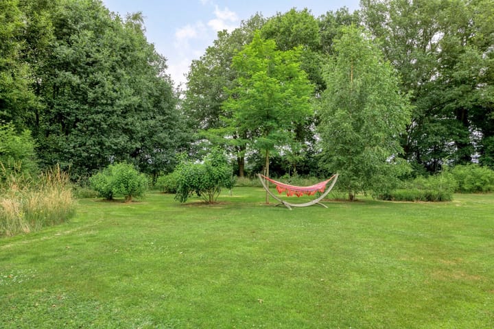 Foto 76 van Hoevenweg 20