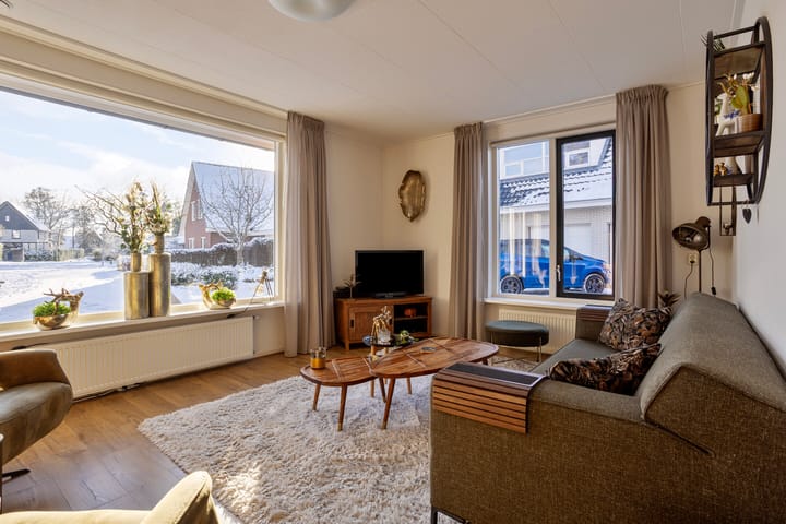 Foto 3 van Topaas 19