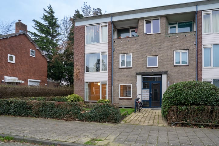 Foto 5 van Bentrotstraat 20