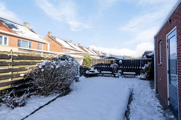 Foto 38 van Topaas 19