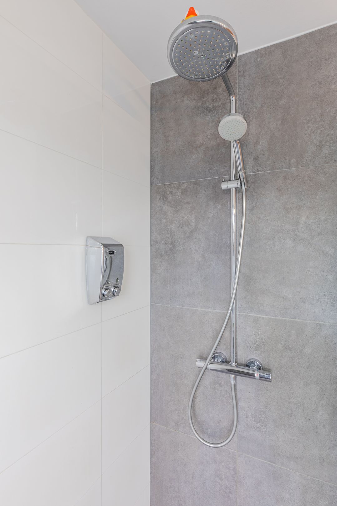 Foto 43 van Bredalaan 36