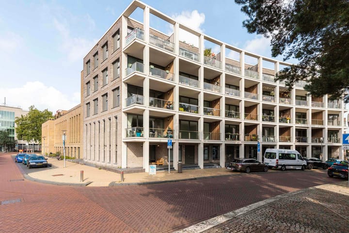 Foto 4 van Stationsplein 17