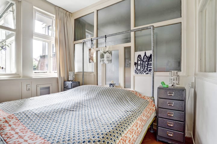 Foto 31 van Wijnstraat 104