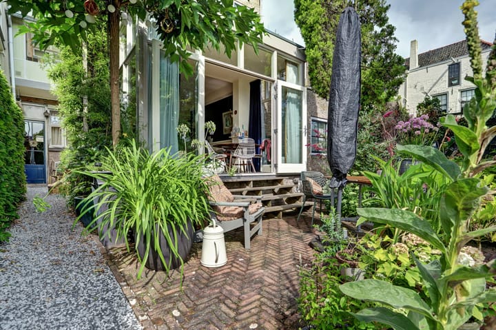 Foto 45 van Wijnstraat 104