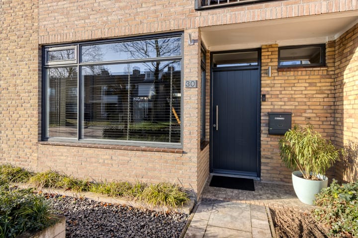 Photo 4 of Willem van Oranjestraat 30
