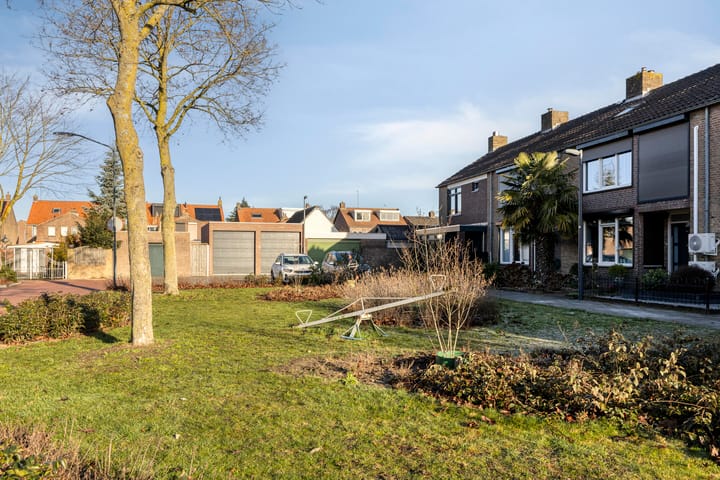 Photo 46 of Willem van Oranjestraat 30