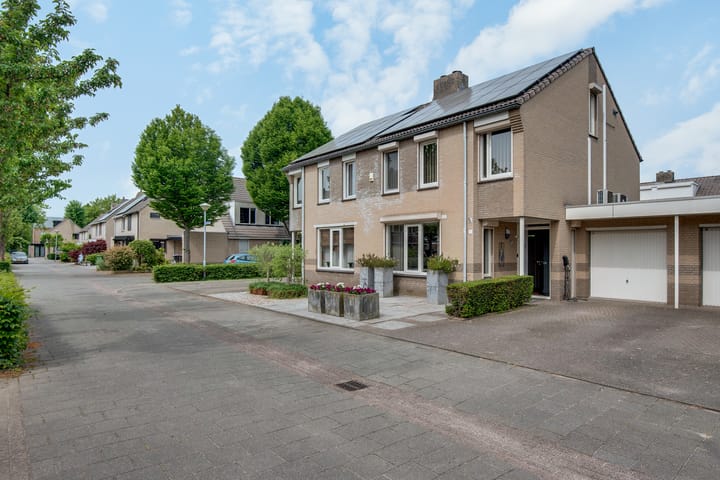 Foto 27 van Trawlerstraat 3